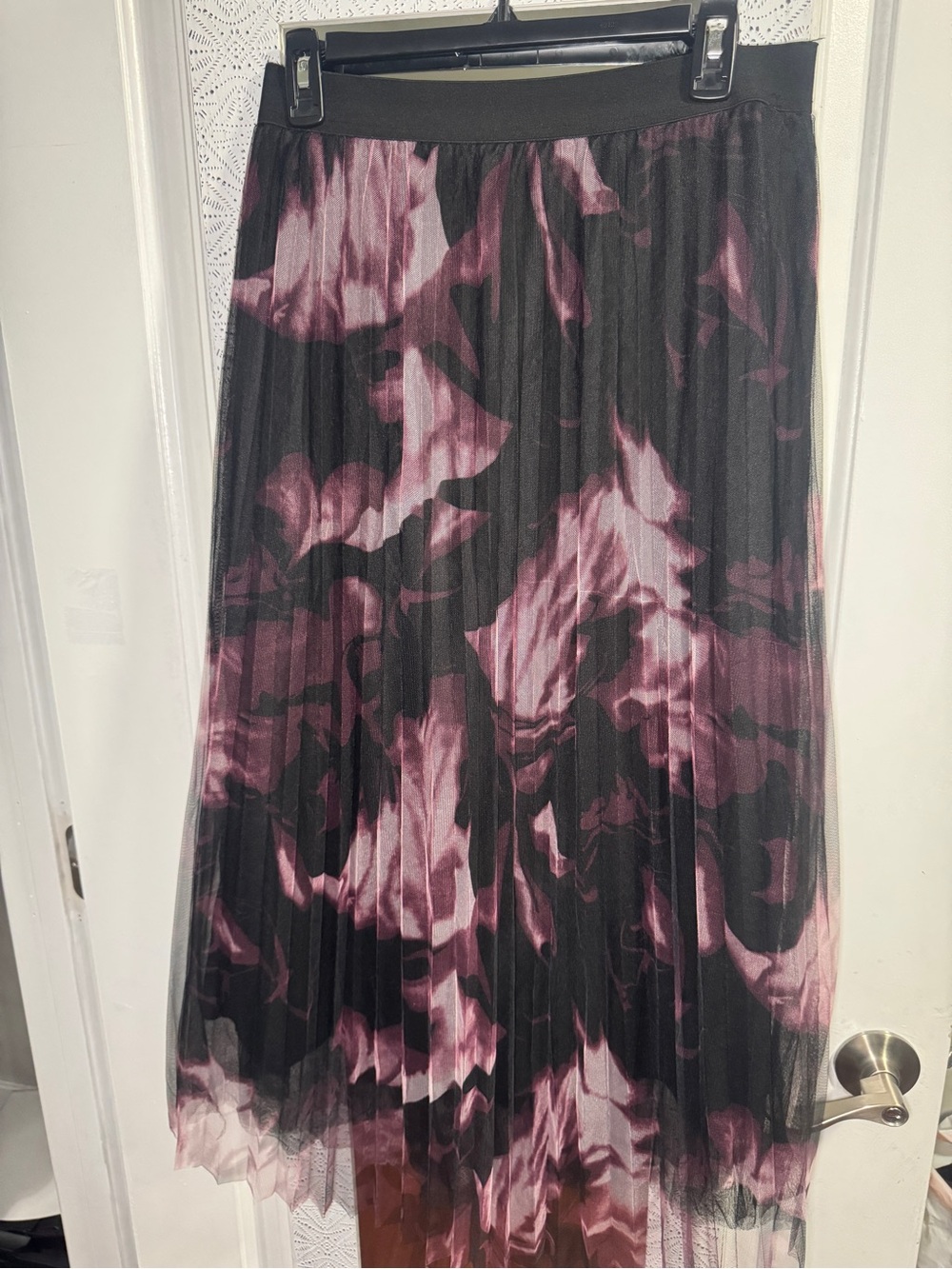 Studio West Black Pleated Midi Skirt with Mauve Floral Wash